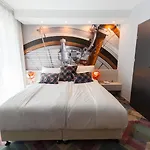 Hotel Science Prémium 4*