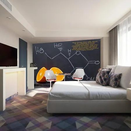Hotel Science Premium 4*