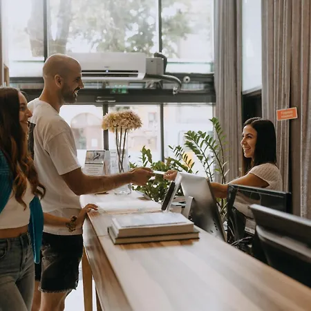 Science Premium Otel