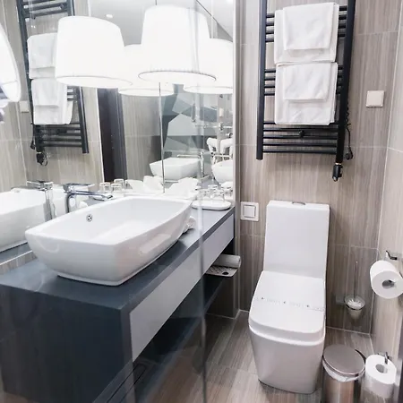 Science Premium Otel 4*