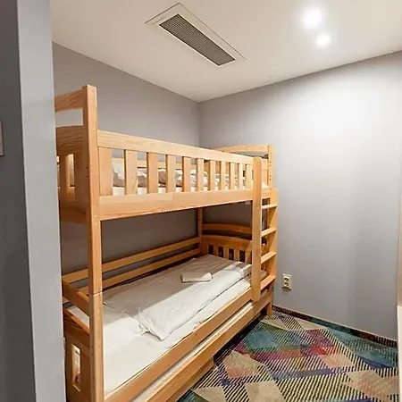 Science Premium Hotel