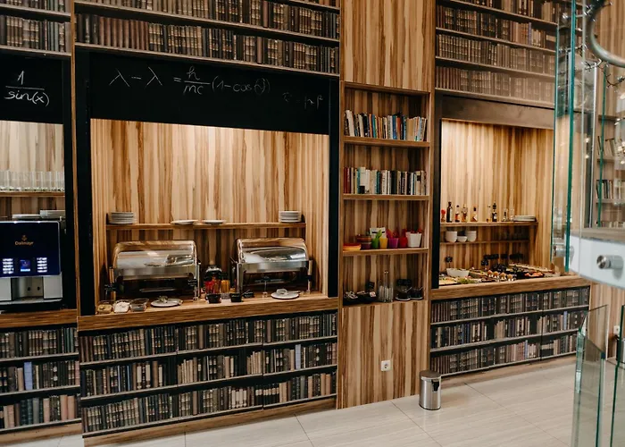 Hotell Science Premium 4*