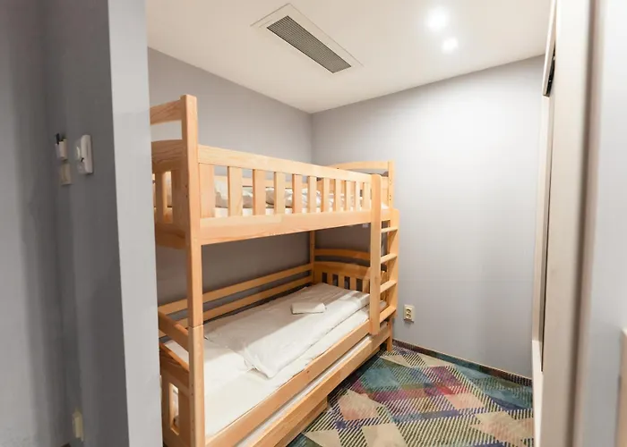 Science Premium Hotell