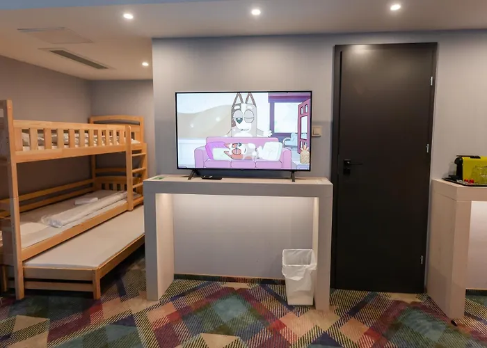 Science Premium Hotell 4*